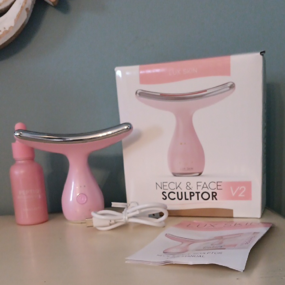 + Lux Skin Neck & Face Sculptor V2
